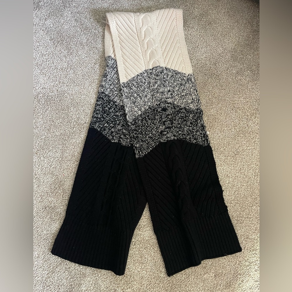 Lululemon Scarf